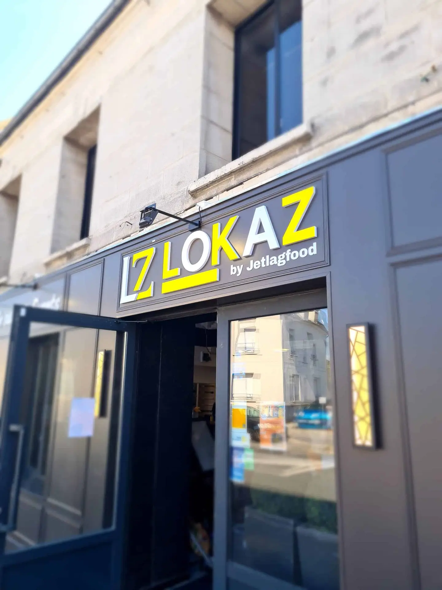 Entrée Lokaz