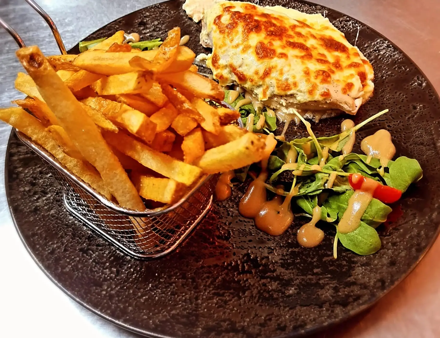 plat de Lokaz, un restaurant à chantilly